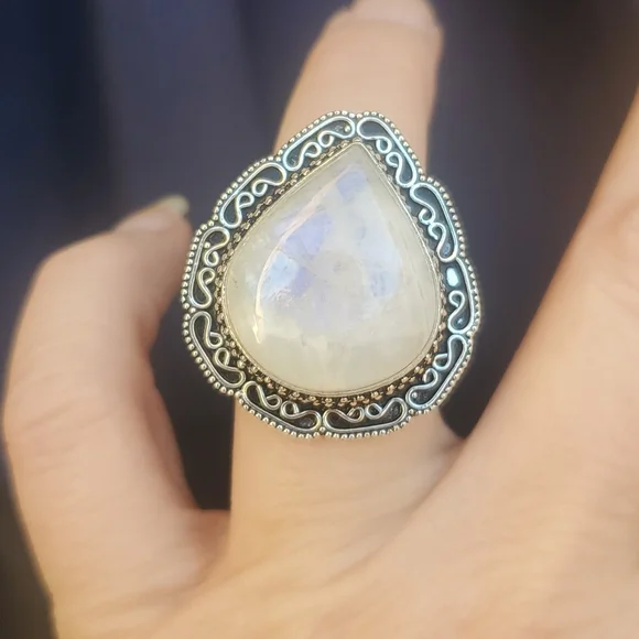 New Rainbow Moonstone 925 Silver Ring. - Picture 6 of 13